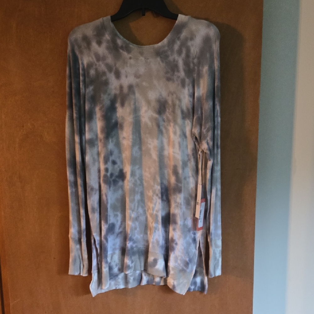 Herizon Gold and Gray Long Sleeve Top